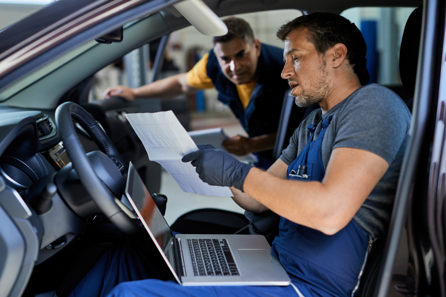 Araba Yazılımları Güncellendiğinde Neler Değişir?